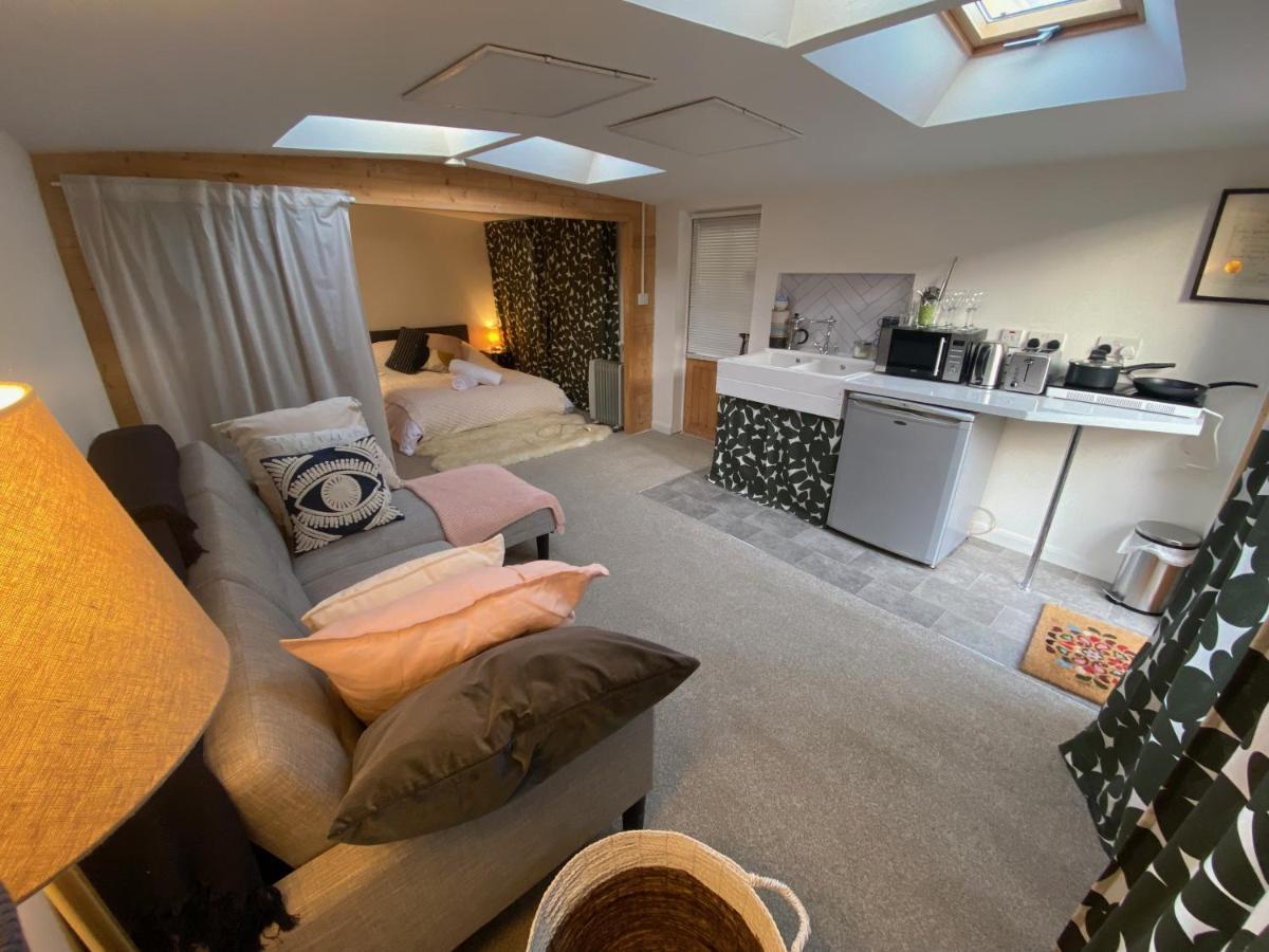 The Dragonfly Bnb, Glastonbury Bagian luar foto