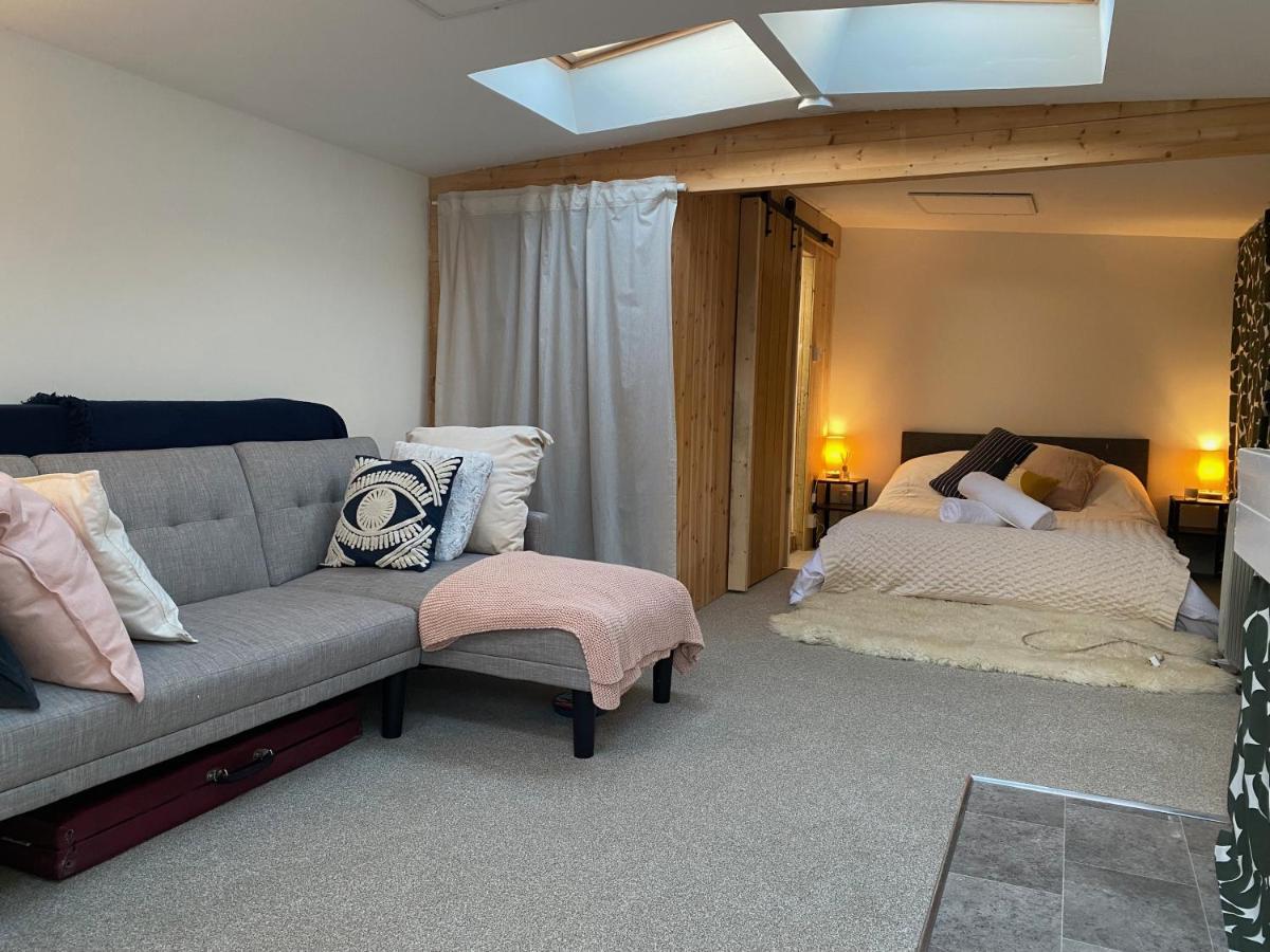 The Dragonfly Bnb, Glastonbury Bagian luar foto