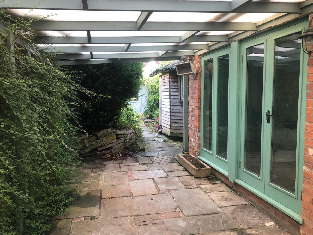 The Dragonfly Bnb, Glastonbury Bagian luar foto