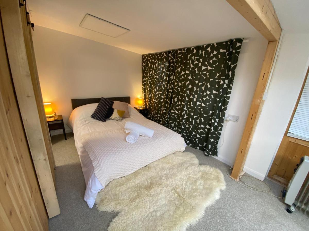 The Dragonfly Bnb, Glastonbury Bagian luar foto